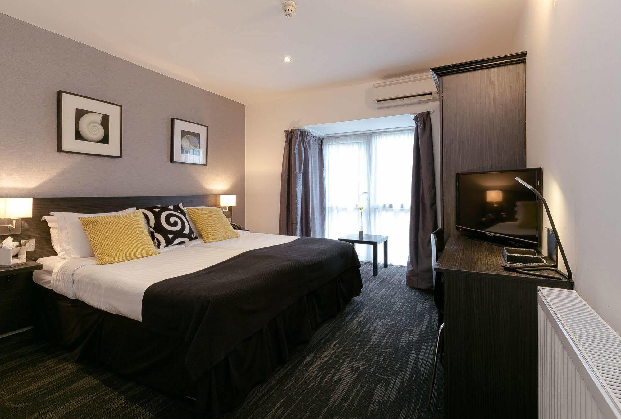 Croft Court Hotel Лондон Экстерьер фото